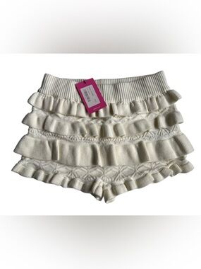 NWOT Edikted Cream Layered Ruffle micro Knit Shorts